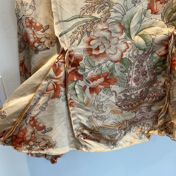 KRISTA LARSON 100% Silk Jacket - Picture 10 of 11